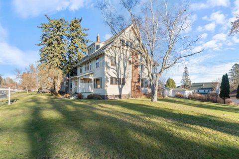 Tiny photo for 2418 E 4th St, Duluth, MN 55812 (MLS # 6122972)