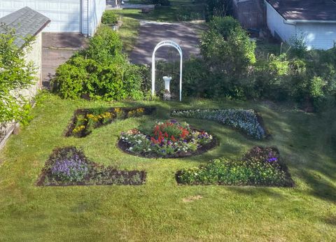 Tiny photo for 2418 E 4th St, Duluth, MN 55812 (MLS # 6122972)