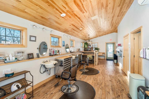 Tiny photo for 610 4th St, Two Harbors, MN 55616 (MLS # 6127605)