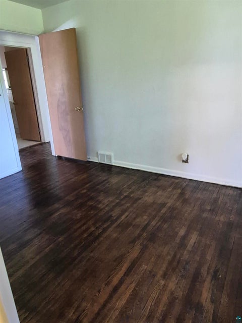 Tiny photo for 2109 W 22nd St, Duluth, MN 55811 (MLS # 6126571)