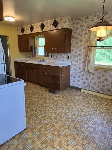 Tiny photo for 2109 W 22nd St, Duluth, MN 55811 (MLS # 6126571)