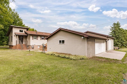 Tiny photo for 102 E Gary St, Duluth, MN 55808 (MLS # 6127818)