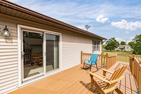 Tiny photo for 102 E Gary St, Duluth, MN 55808 (MLS # 6127818)