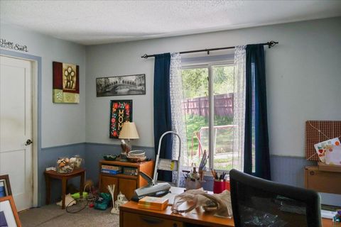 Tiny photo for 5911 Elinor St, Duluth, MN 55807 (MLS # 6125879)