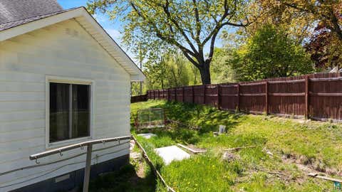 Tiny photo for 5911 Elinor St, Duluth, MN 55807 (MLS # 6125879)