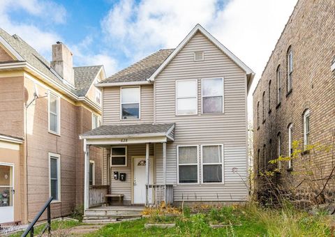 Tiny photo for 628 W 3rd St, Duluth, MN 55806 (MLS # 6122779)
