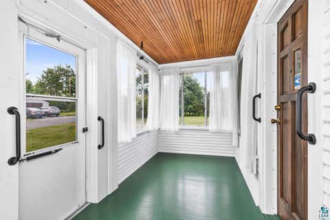 Tiny photo for 402 W Owatonna St, Duluth, MN 55803 (MLS # 6127505)