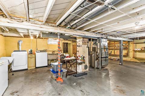 Tiny photo for 402 W Owatonna St, Duluth, MN 55803 (MLS # 6127505)