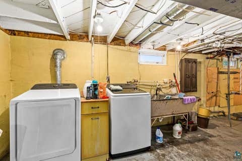 Tiny photo for 402 W Owatonna St, Duluth, MN 55803 (MLS # 6127505)