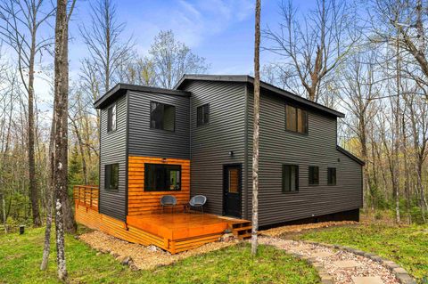 Photo of 5915 Old Miller Trunk Hwy, Duluth, MN 55811 (MLS # 6125520)