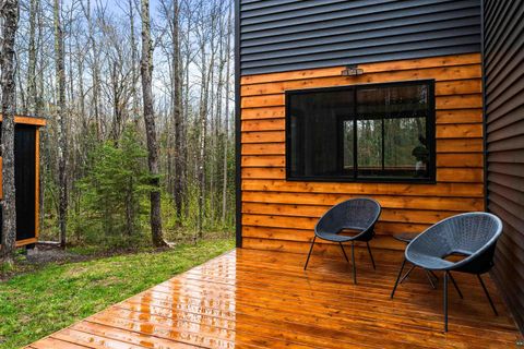 Tiny photo for 5915 Old Miller Trunk Hwy, Duluth, MN 55811 (MLS # 6125520)