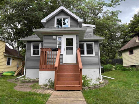 Tiny photo for 521 Sparkman Ave, Duluth, MN 55803 (MLS # 6127006)