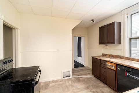 Tiny photo for 425 N 52nd Ave W AVE, Duluth, MN 55807 (MLS # 6127331)