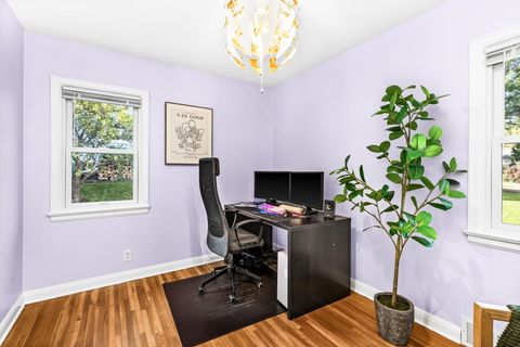 Tiny photo for 4225 Gladstone St, Duluth, MN 55804 (MLS # 6122162)