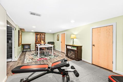 Tiny photo for 4225 Gladstone St, Duluth, MN 55804 (MLS # 6122162)