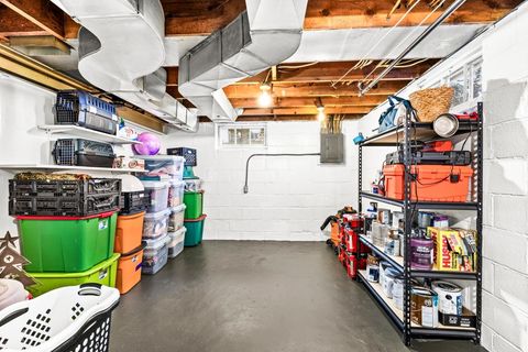 Tiny photo for 4225 Gladstone St, Duluth, MN 55804 (MLS # 6122162)