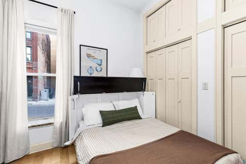 Tiny photo for 1 N Lake Ave, Duluth, MN 55805 (MLS # 6127115)
