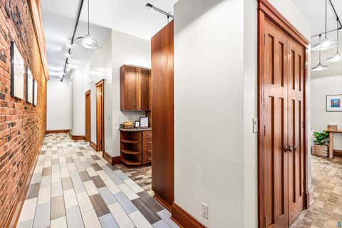 Tiny photo for 1 N Lake Ave, Duluth, MN 55805 (MLS # 6127115)