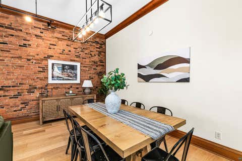 Tiny photo for 1 N Lake Ave, Duluth, MN 55805 (MLS # 6127115)