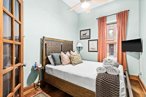 Tiny photo for 1 N Lake Ave, Duluth, MN 55805 (MLS # 6127115)