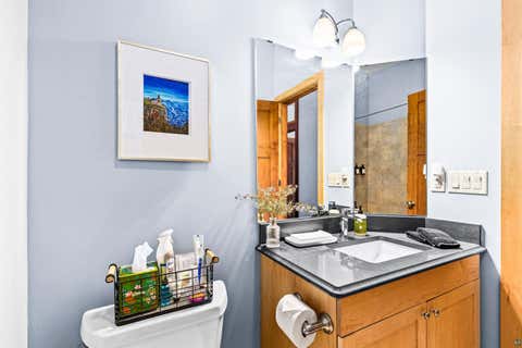 Tiny photo for 1 N Lake Ave, Duluth, MN 55805 (MLS # 6127115)