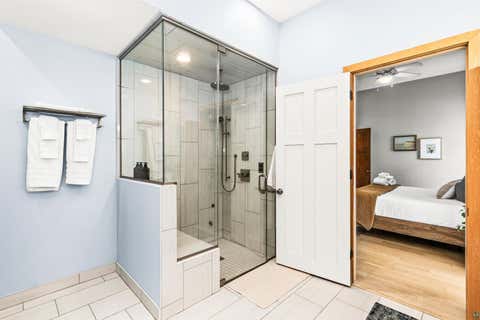 Tiny photo for 1 N Lake Ave, Duluth, MN 55805 (MLS # 6127115)