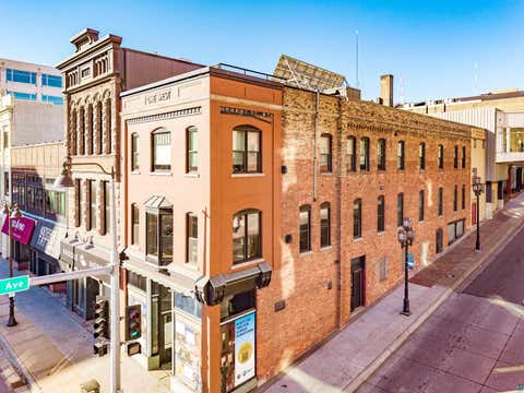Photo of 1 N Lake Ave, Duluth, MN 55805 (MLS # 6127115)
