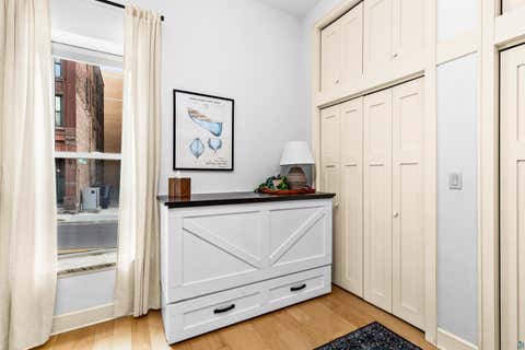 Tiny photo for 1 N Lake Ave, Duluth, MN 55805 (MLS # 6127115)