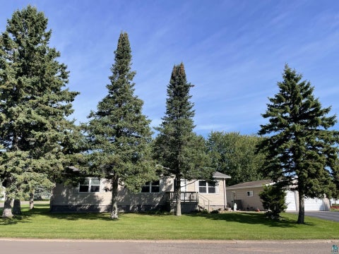 Photo of 52 Burger Dr, Duluth, MN 55808 (MLS # 6128450)