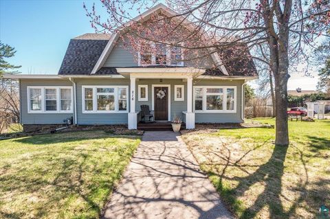 Photo of 216 5th St, Moose Lake, MN 55767 (MLS # 6124773)