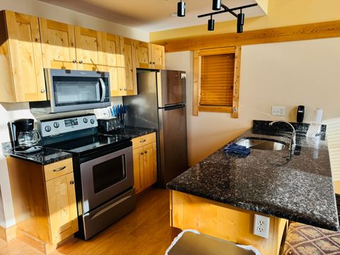 Tiny photo for 520 Fjord Tr, Beaver Bay, MN 55601 (MLS # 6123437)