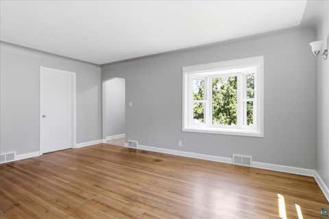 Tiny photo for 2601 Piedmont Ave, Duluth, MN 55811 (MLS # 6126859)
