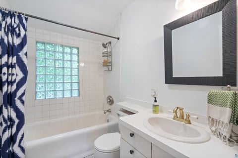 Tiny photo for 108 Greenwood Ln, Duluth, MN 55803 (MLS # 6126195)