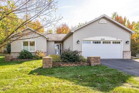 Photo of 5256 Falcon Dr, Hermantown, MN 55811 (MLS # 6122293)