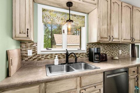 Tiny photo for 4735 Portland Rd, Hermantown, MN 55811 (MLS # 6126000)
