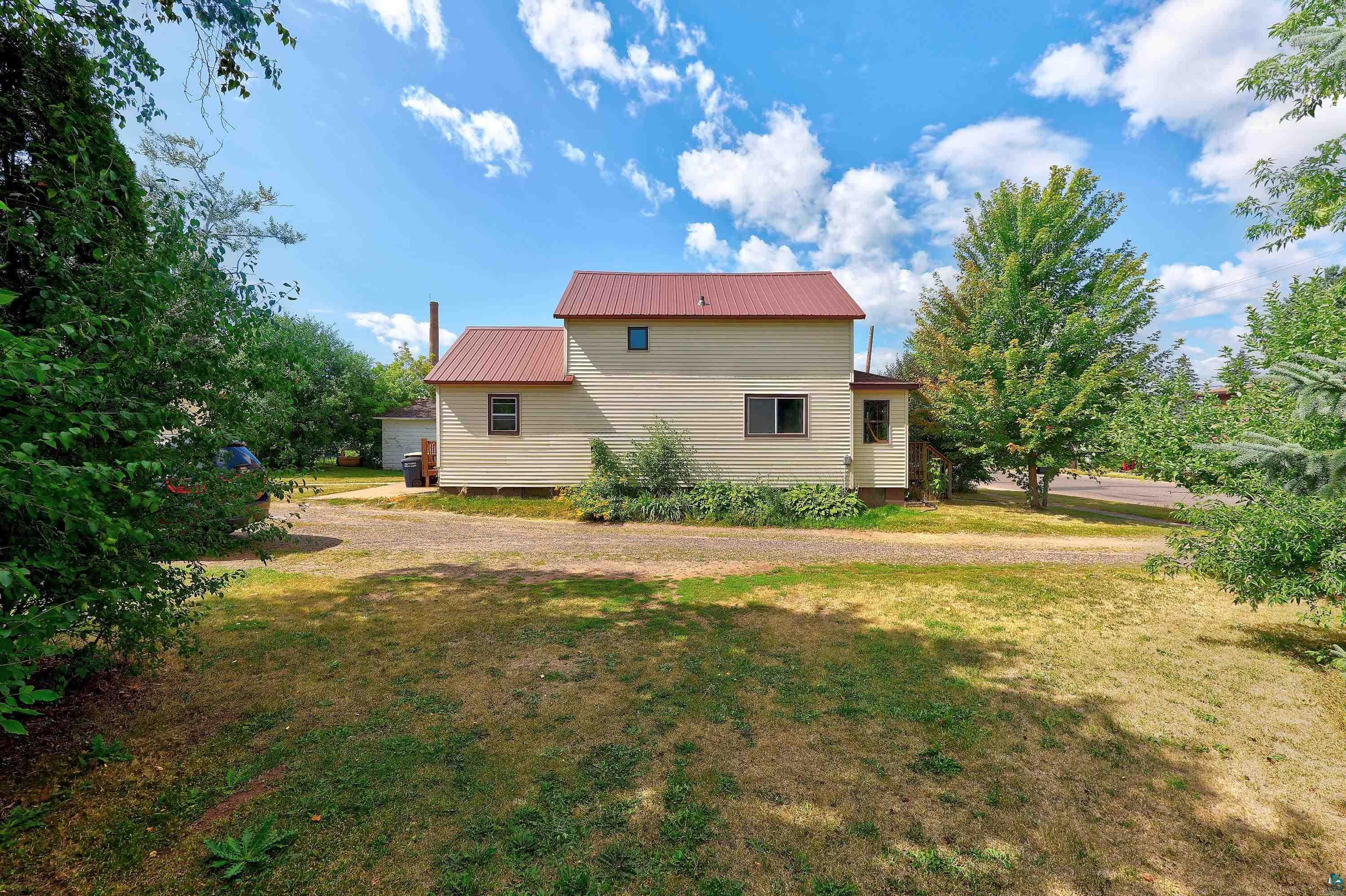 1608 W Main St