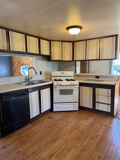 Tiny photo for 11086 Highway 2, Floodwood, MN 55736 (MLS # 6128357)