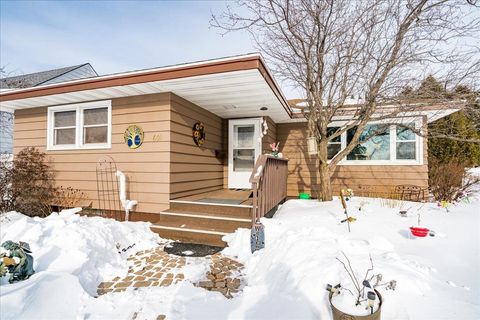 Tiny photo for 601 12th Ave, Two Harbors, MN 55616 (MLS # 6123471)