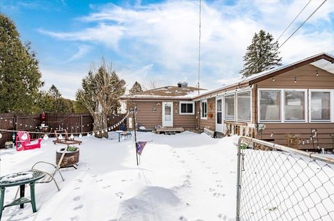Tiny photo for 601 12th Ave, Two Harbors, MN 55616 (MLS # 6123471)
