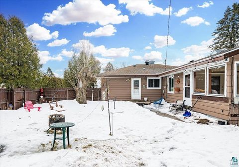 Tiny photo for 601 12th Ave, Two Harbors, MN 55616 (MLS # 6123471)