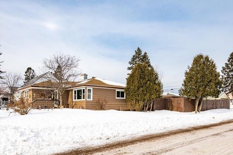 Tiny photo for 601 12th Ave, Two Harbors, MN 55616 (MLS # 6123471)