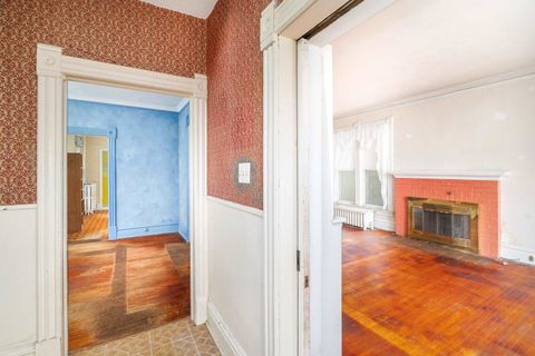 Tiny photo for 2101 E 1st St, Duluth, MN 55812 (MLS # 6122223)