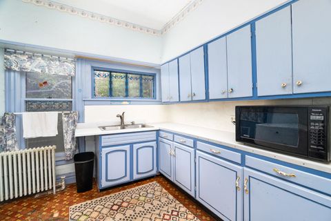 Tiny photo for 2101 E 1st St, Duluth, MN 55812 (MLS # 6122223)