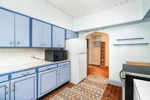 Tiny photo for 2101 E 1st St, Duluth, MN 55812 (MLS # 6122223)