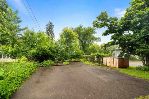 Tiny photo for 2101 E 1st St, Duluth, MN 55812 (MLS # 6122223)
