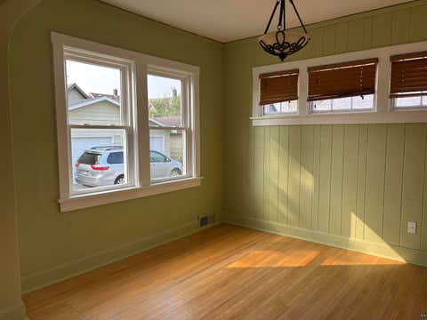 Tiny photo for 417 N 38th Ave W Ave, Duluth, MN 55807 (MLS # 6127005)