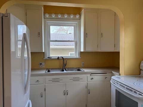 Tiny photo for 417 N 38th Ave W Ave, Duluth, MN 55807 (MLS # 6127005)