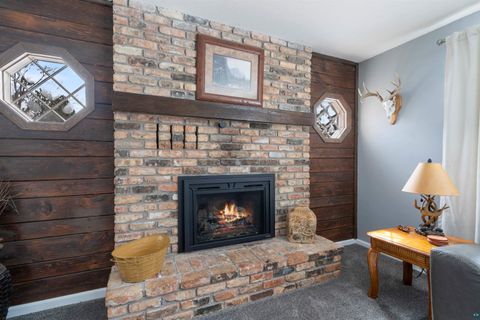 Tiny photo for 2222 Whittier St, Duluth, MN 55803 (MLS # 6124179)
