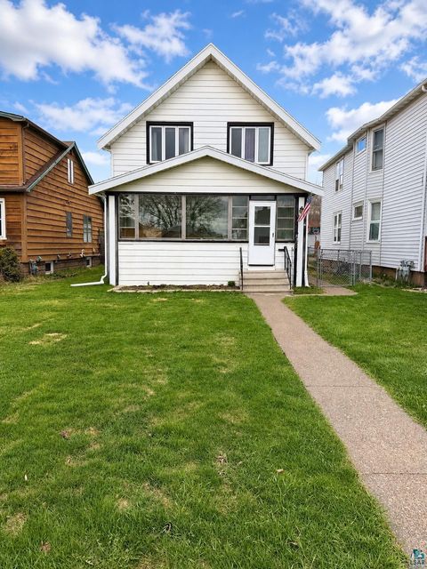 Photo of 4311 4th St W ST, Duluth, MN 55807 (MLS # 6124970)