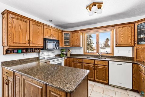 Tiny photo for 2009 Hutchinson Rd, Duluth, MN 55811 (MLS # 6124408)